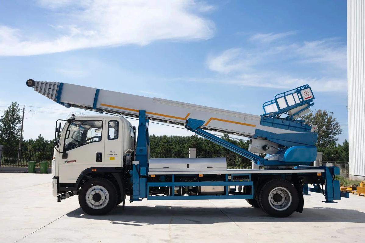 宿州云梯上料车租赁费用